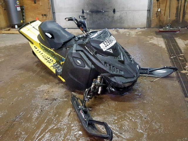 2BPSBMCA6CV000116 - 2016 SKI DOO MXZ YELLOW photo 1