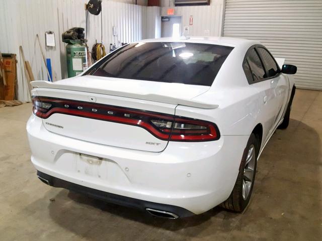 2C3CDXHG1JH125702 - 2018 DODGE CHARGER SX WHITE photo 4