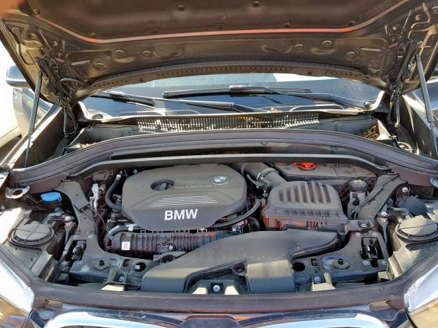 WBXHT3C33H5F87218 - 2017 BMW X1 XDRIVE2 GRAY photo 7