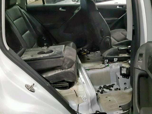 WVGBV7AX9HK018118 - 2017 VOLKSWAGEN TIGUAN S WHITE photo 6
