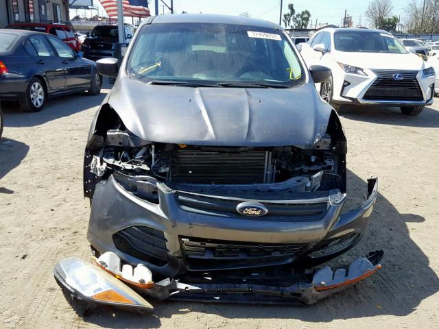 1FMCU0F77DUC93735 - 2013 FORD ESCAPE S GRAY photo 9