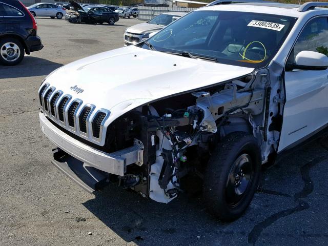 1C4PJMDS7GW175979 - 2016 JEEP CHEROKEE L WHITE photo 9