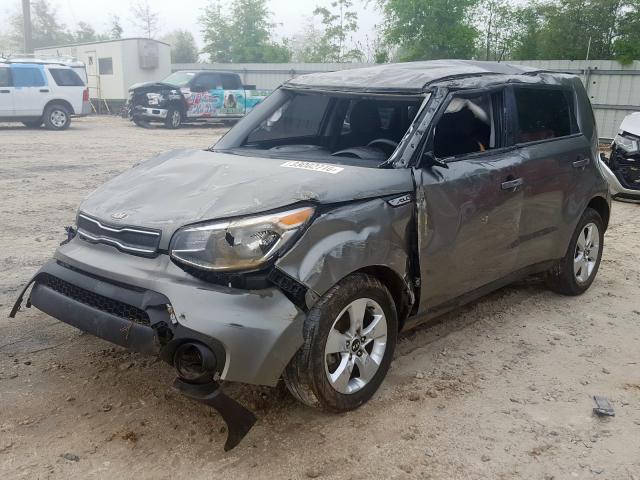 KNDJN2A21J7520136 - 2018 KIA SOUL  photo 2