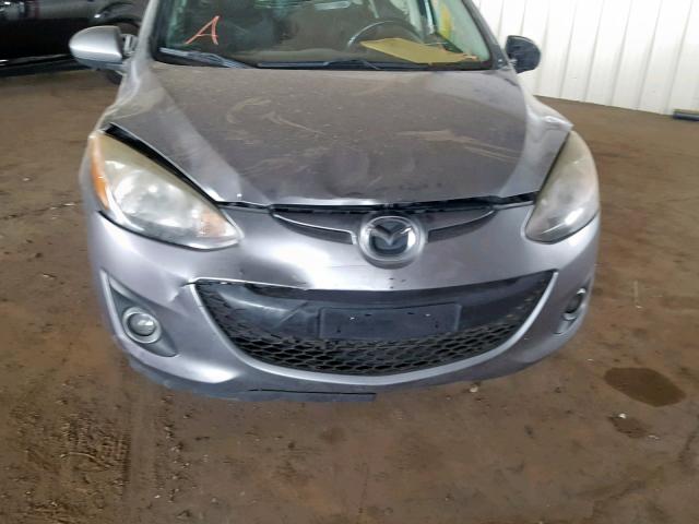 JM1DE1LY8C0139291 - 2012 MAZDA MAZDA2 GRAY photo 9