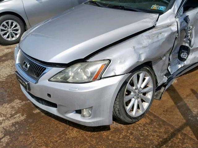 JTHCF5C29A5039159 - 2010 LEXUS IS 250 SILVER photo 9