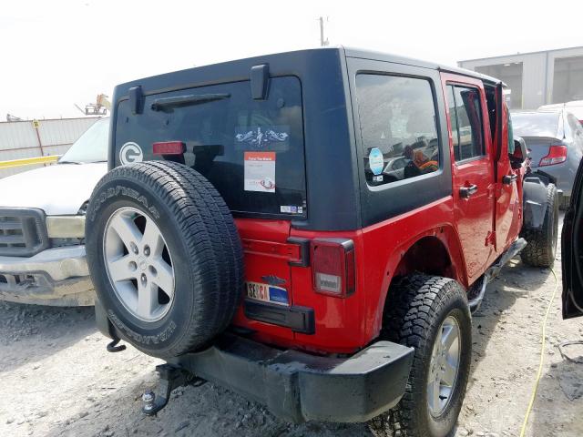 1C4BJWDG4FL749892 - 2015 JEEP WRANGLER UNLIMITED SPORT  photo 4