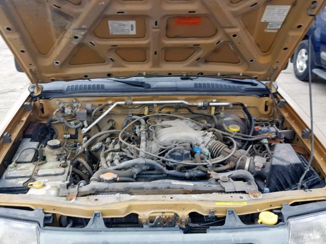 5N1ED28Y5YC577094 - 2000 NISSAN XTERRA XE GOLD photo 7