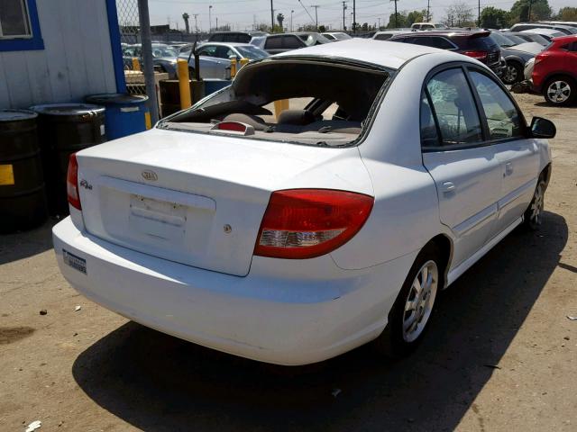 KNADC125146336411 - 2004 KIA RIO WHITE photo 4