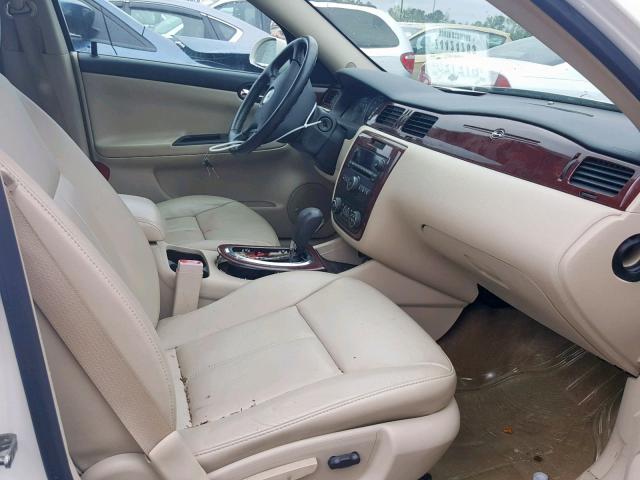 2G1WD58C281263271 - 2008 CHEVROLET IMPALA SUP 白色 照片 5