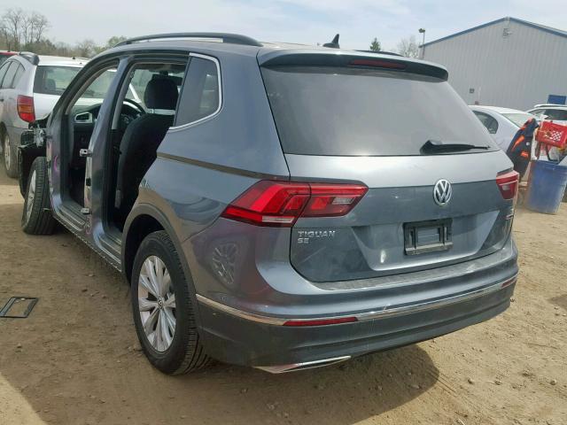 3VV2B7AXXJM068541 - 2018 VOLKSWAGEN TIGUAN SE GRAY photo 3