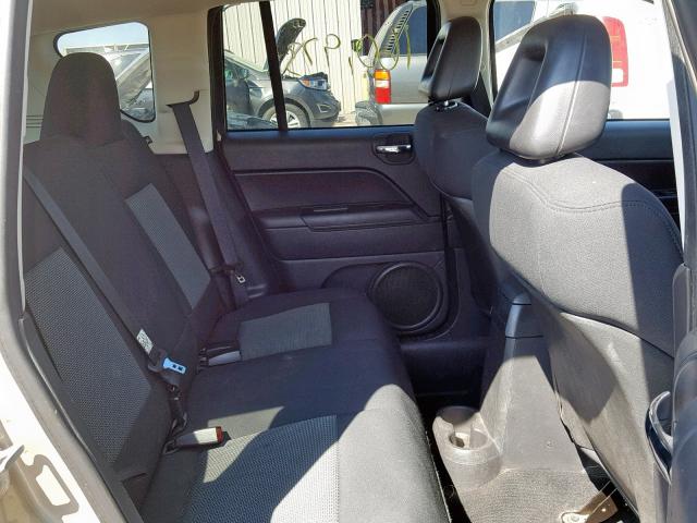 1J4FT47B79D187639 - 2009 JEEP COMPASS SP GOLD photo 6