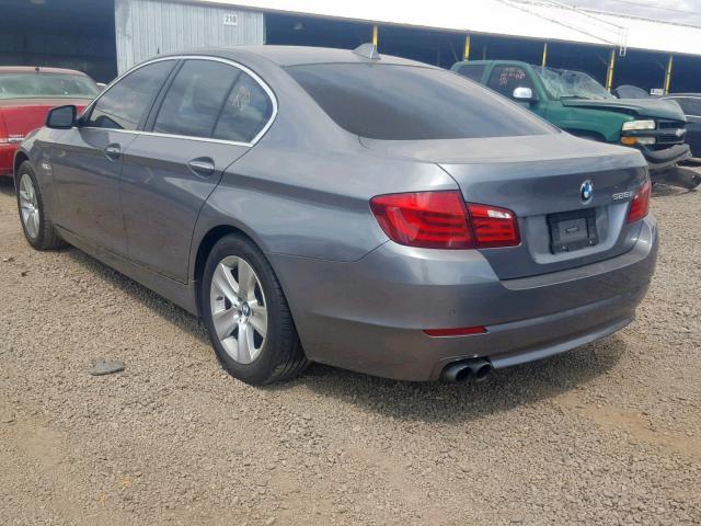 WBAXH5C52CDW02078 - 2012 BMW 528 XI GRAY photo 3