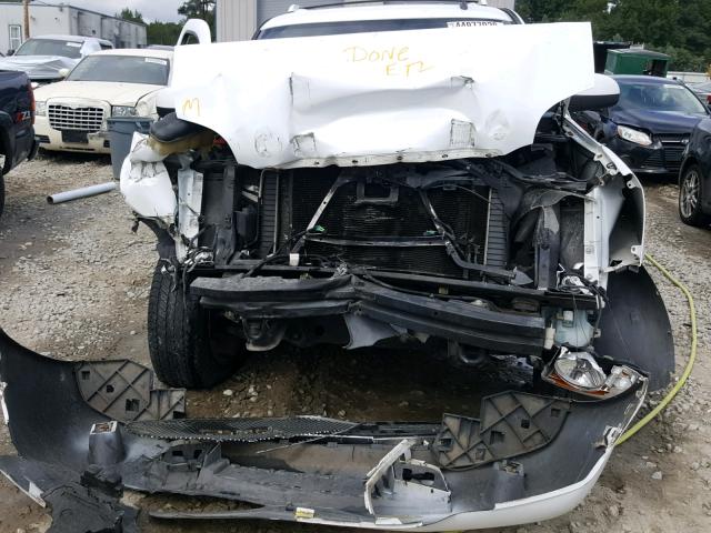 1GKFK66867J256169 - 2007 GMC YUKON XL D WHITE photo 7