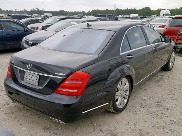 WDDNG9FB2AA302339 - 2010 MERCEDES-BENZ S 400 BLACK photo 4