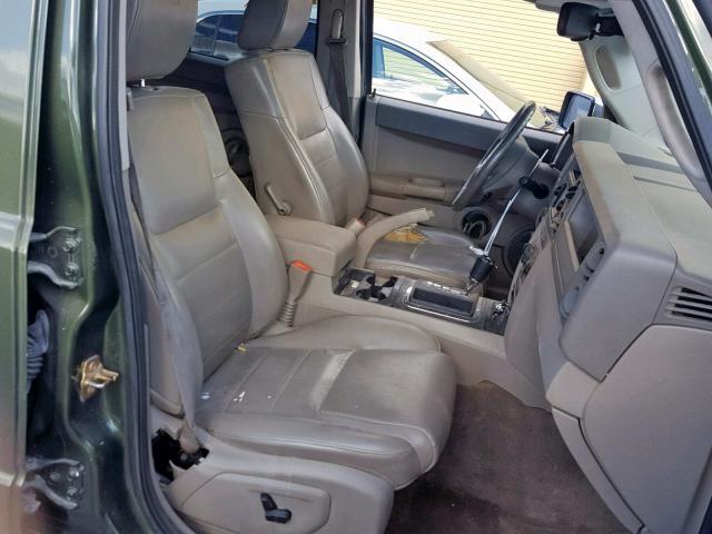 1J8HG48K06C319815 - 2006 JEEP COMMANDER მწვანე ფოტო 5