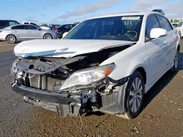 4T1BK3DB1BU391201 - 2011 TOYOTA AVALON BAS WHITE photo 2