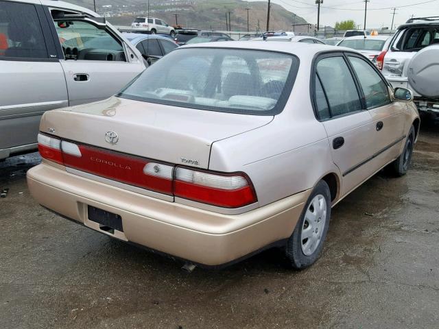 1NXBB02E7TZ485967 - 1996 TOYOTA COROLLA DX GOLD photo 4