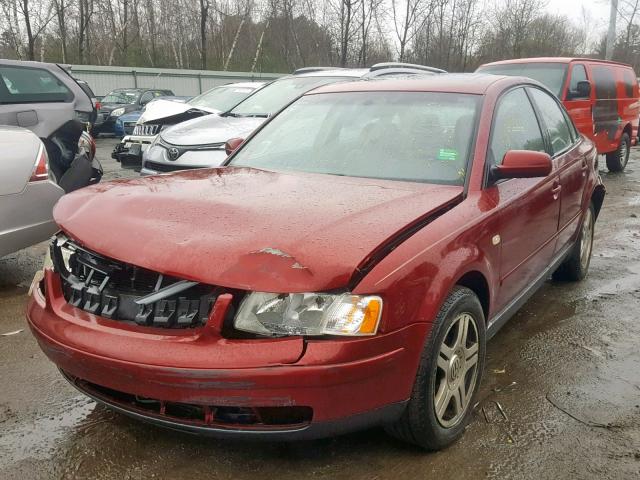 WVWPD23B6YE134649 - 2000 VOLKSWAGEN PASSAT GLX RED photo 2