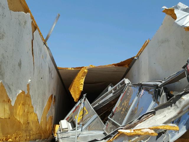 1UYVS2536XU918810 - 1999 TRAIL KING UTILITY WHITE photo 8