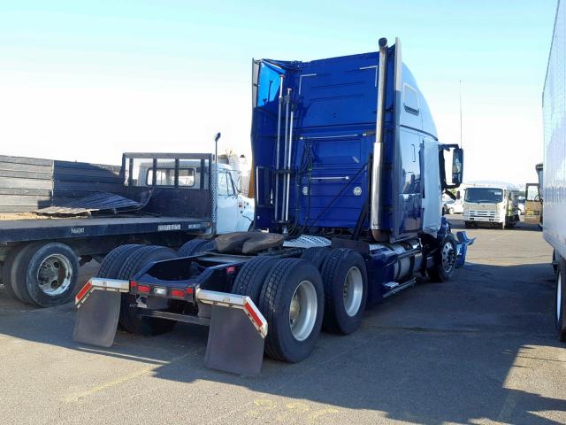 4V4NC9EJ4FN926601 - 2015 VOLVO VN VNL BLUE photo 4