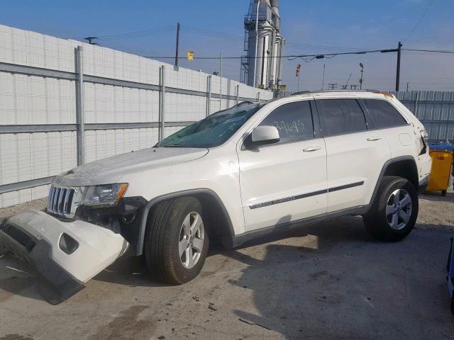 1J4RR4GT7BC509812 - 2011 JEEP GRAND CHER WHITE photo 2