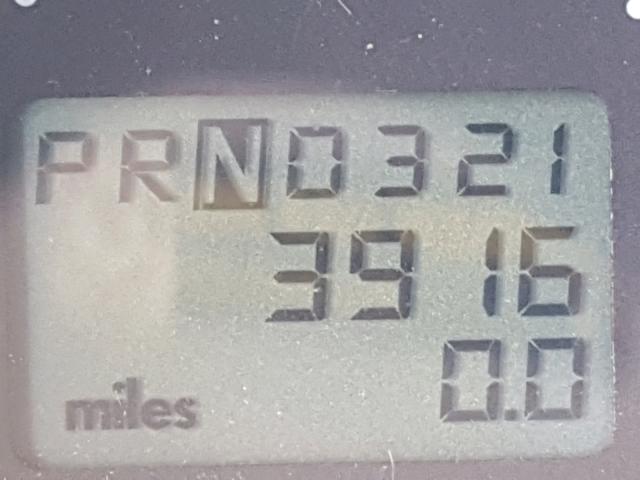 3VWDD21C8YM470762 - 2000 VOLKSWAGEN NEW BEETLE ყვითელი ფოტო 8