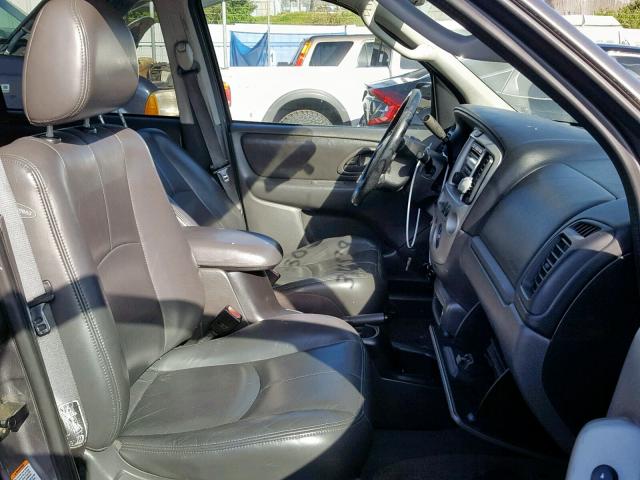 4F2CZ96124KM00269 - 2004 MAZDA TRIBUTE ES 灰色 照片 5