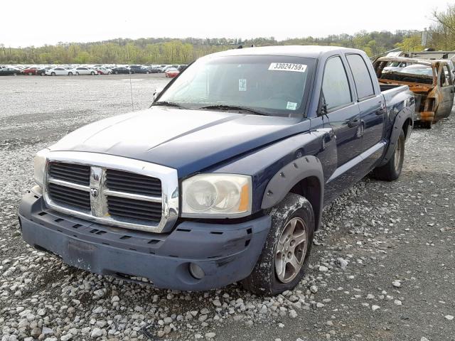 1D7HE48K85S304986 - 2005 DODGE DAKOTA QUA BLUE photo 2