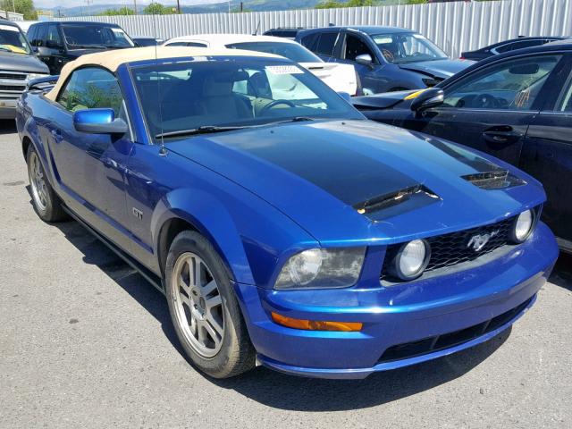 1ZVFT85H555164446 - 2005 FORD MUSTANG GT BLUE photo 1