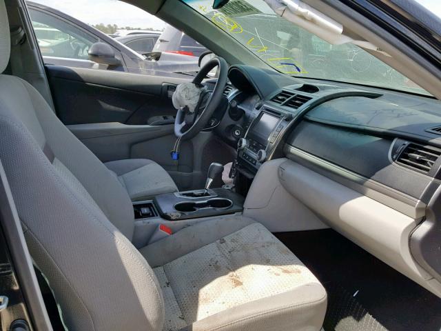 4T1BF1FK2EU354054 - 2014 TOYOTA CAMRY L 黑色 照片 5