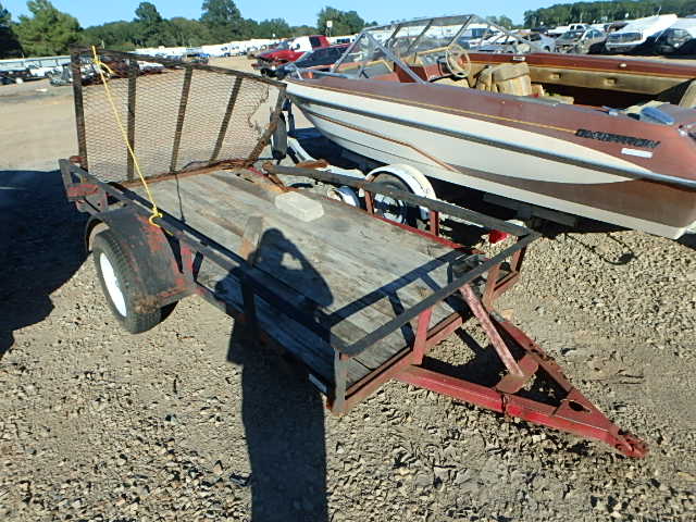 ARKV1N01606655214 - 1983 UTILITY TRAILER RED photo 1