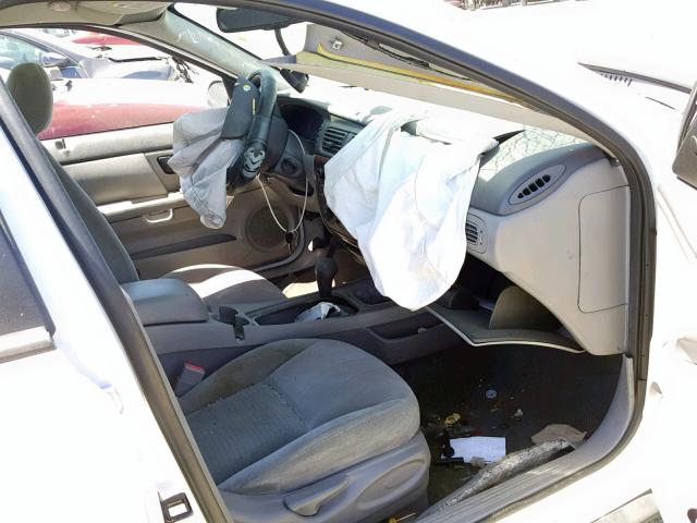 1FAFP56U07A178112 - 2007 FORD TAURUS SEL WHITE photo 5