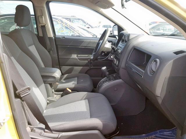 1J4NF4FB4AD512904 - 2010 JEEP COMPASS SP 绿色 照片 5