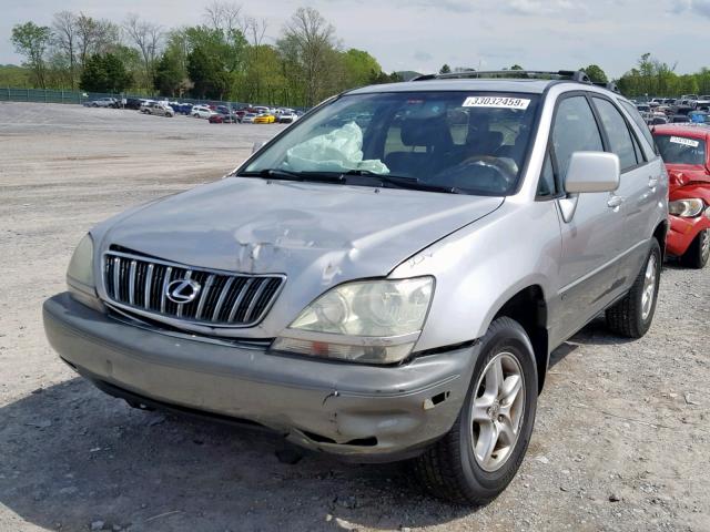 JTJGF10U310100484 - 2001 LEXUS RX 300 SILVER photo 2