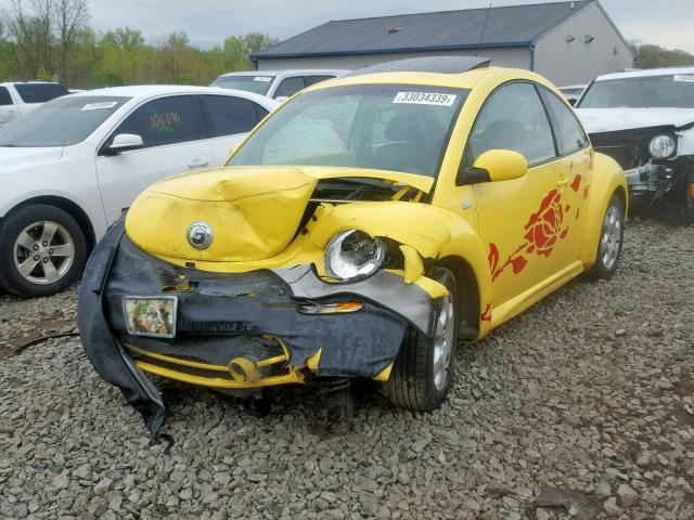 3VWCK21C03M424658 - 2003 VOLKSWAGEN NEW BEETLE Gelb Foto 2