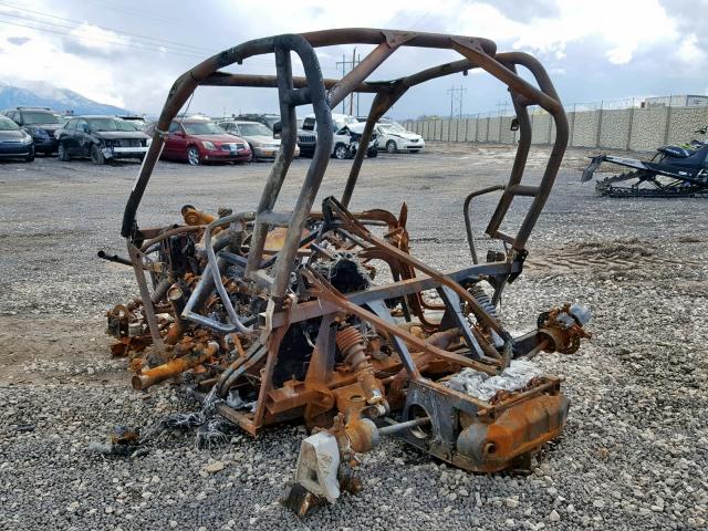 3JBKKCP12EJ000254 - 2014 CAN-AM COMMANDER BLACK photo 3