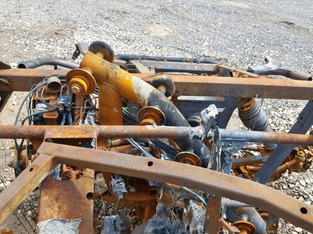 3JBKKCP12EJ000254 - 2014 CAN-AM COMMANDER BLACK photo 8