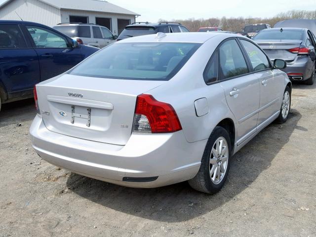 YV1MS390382400712 - 2008 VOLVO S40 2.4I SILVER photo 4