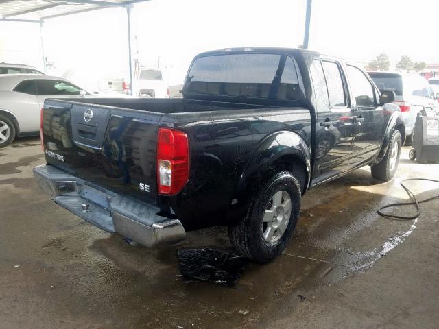 1N6AD07U08C404568 - 2008 NISSAN FRONTIER CREW CAB LE  photo 4