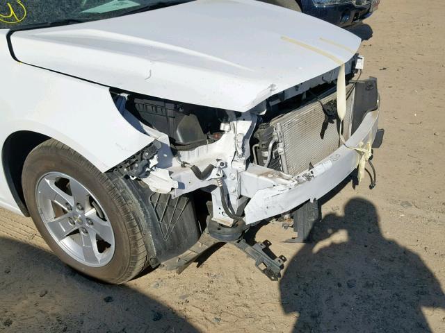 1G11C5SL8FF283858 - 2015 CHEVROLET MALIBU 1LT 白色 照片 9