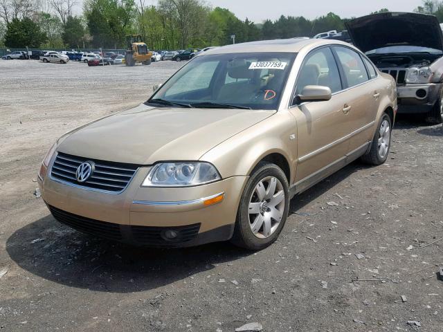 WVWRH63B91E153481 - 2001 VOLKSWAGEN PASSAT GLX GOLD photo 2