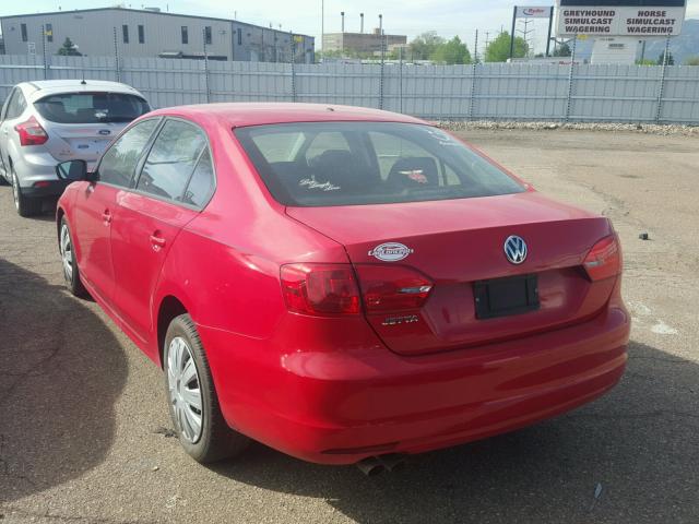 3VW1K7AJ9CM353804 - 2012 VOLKSWAGEN JETTA BASE RED photo 3