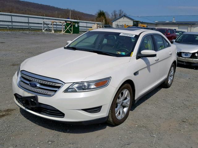 1FAHP2EW1AG140032 - 2010 FORD TAURUS SEL WHITE photo 2