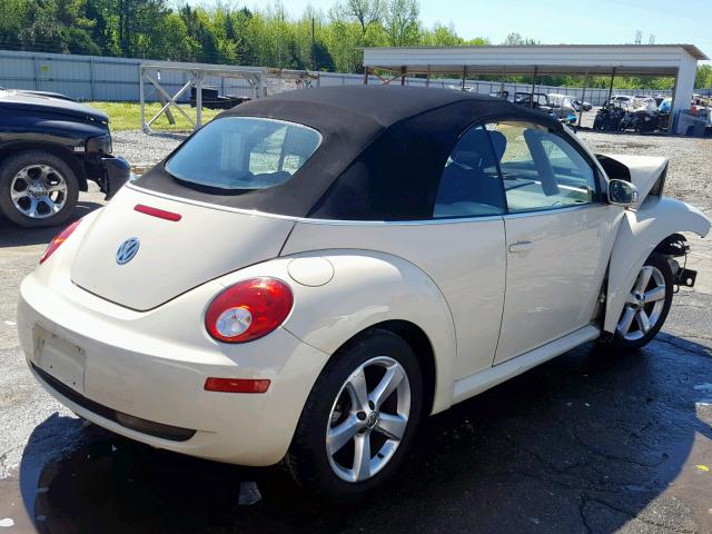 3VWRF31Y27M419595 - 2007 VOLKSWAGEN NEW BEETLE Creme Foto 4