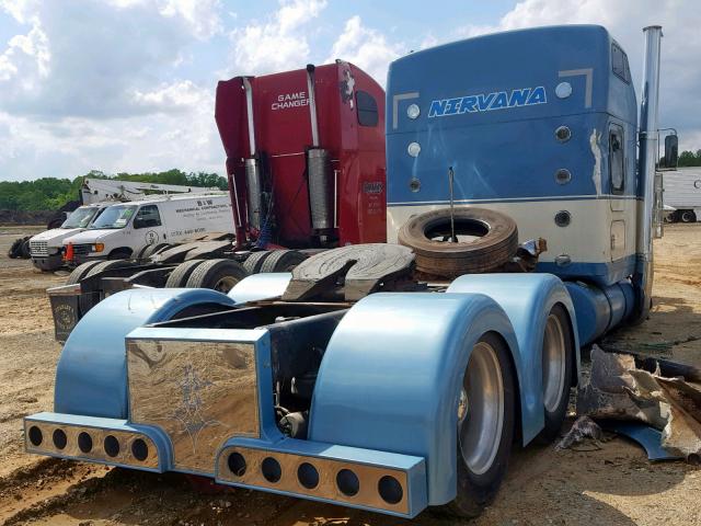 1XKWD49X21J862982 - 2001 KENWORTH CONSTRUCTI BLUE photo 4