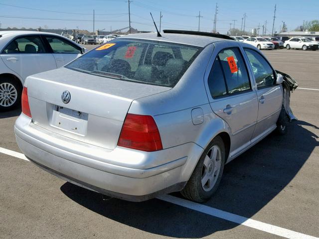 3VWSA29M9YM105696 - 2000 VOLKSWAGEN JETTA GLS SILVER photo 4