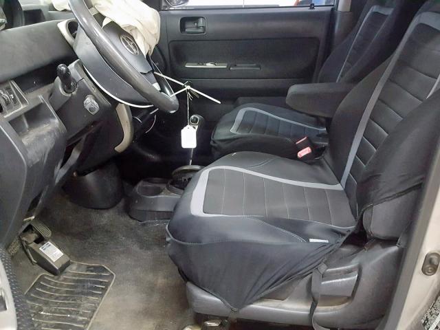 JTLKT324950216555 - 2005 TOYOTA SCION XB 灰色 照片 5
