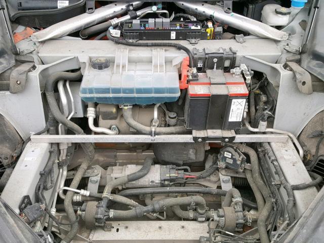 5YJSA1E26GF136604 - 2016 TESLA MODEL S أبيض صورة 7