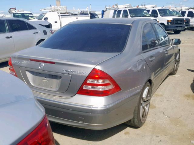 WDBRF40J44F503909 - 2004 MERCEDES-BENZ C 230K SPO GOLD photo 4