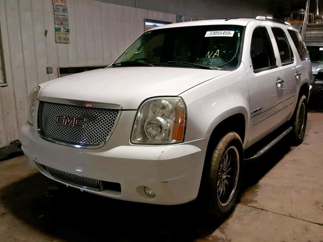 1GKFK63837J190023 - 2007 GMC YUKON DENA WHITE photo 2